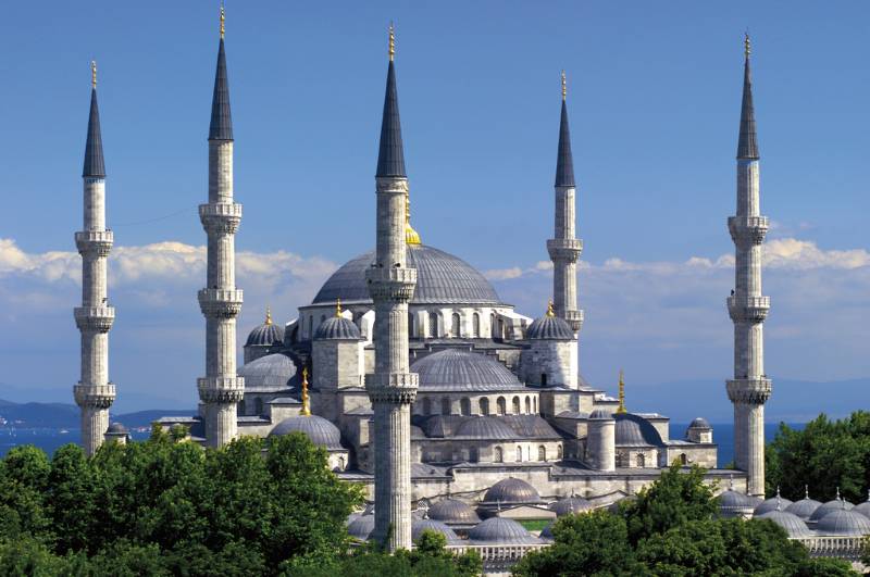 La Moschea Blu di Istanbul e i suoi minareti